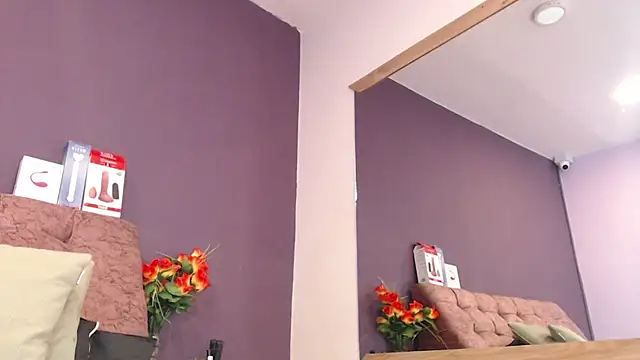 KateWelsin online show from March 27, 2026, 5:12 pm