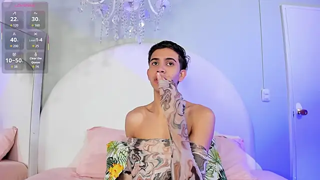 JoshuaSanzz online show from October 28, 2025, 3:32 am