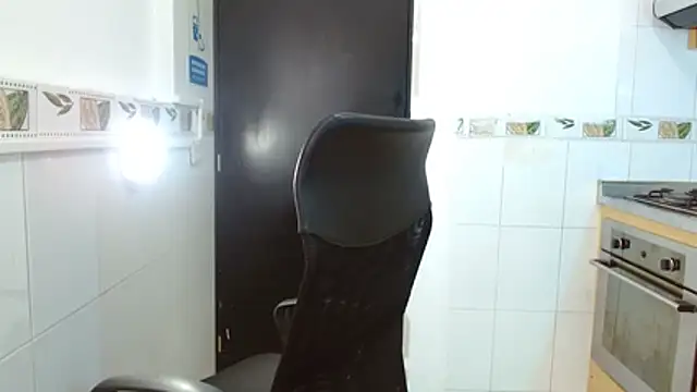 Snapshot of maira_tf chatting on February 3, 2026, 4:10 am maira tf online show from February 3, 2026, 4:10 am