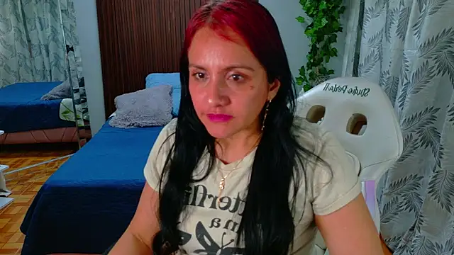 kataleya 29 online show from March 28, 2026, 8:08 pm