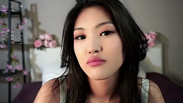 FancyEsten online show from September 20, 2025, 7:42 am