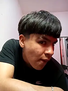 Snapshot of Barrx0018 chatting on February 1, 2026, 7:45 pm Barrx0018 online show from February 1, 2026, 7:45 pm