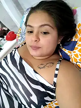 yatzuriperrita online show from February 24, 2026, 8:29 pm