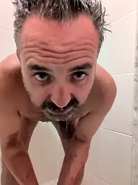 cloudymatt online show from September 9, 2025, 1:54 pm