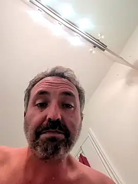 cloudymatt online show from October 12, 2025, 11:42 am