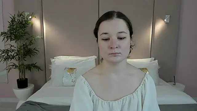 NancyJonson online show from March 18, 2026, 3:20 am