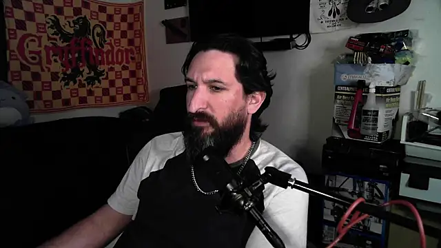DevilPup75  online show from April 3, 2026, 3:48 am