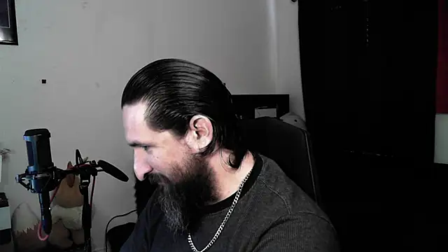 DevilPup75  online show from April 28, 2026, 2:00 pm