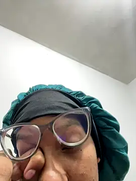 Valen1800 online show from January 8, 2026, 1:19 am