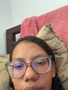 Valen1800 online show from March 6, 2026, 7:43 pm