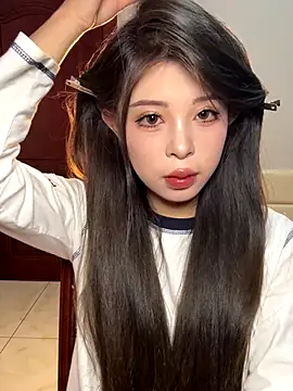 tuanzi125216 online show from October 17, 2025, 3:53 am