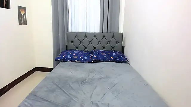 Snapshot of Claudia_empress chatting on February 2, 2026, 1:04 am Claudia empress online show from February 2, 2026, 1:04 am