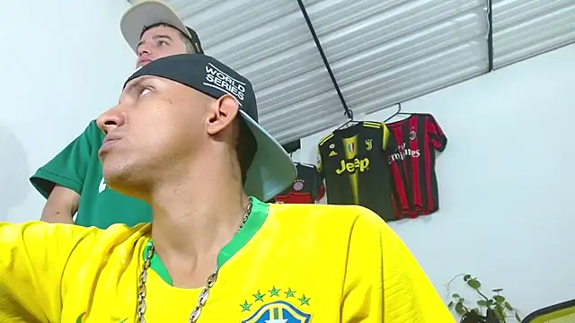 skinny23cm online show from March 11, 2026, 1:17 pm