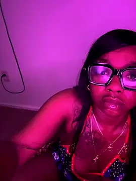 Snapshot of Wetdollface chatting on October 25, 2025, 3:03 am Wetdollface online show from October 25, 2025, 3:03 am