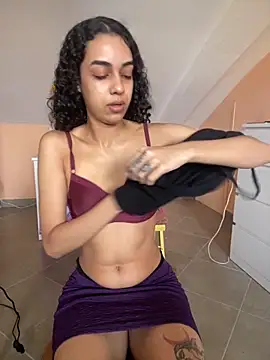 Snapshot of Sora_pasquale chatting on October 1, 2025, 8:09 am Sora pasquale online show from October 1, 2025, 8:09 am