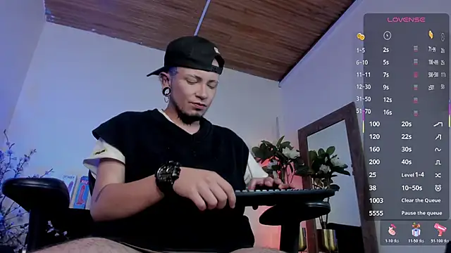 tyler jones  online show from December 14, 2025, 5:57 am