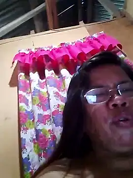 Huge mama69 online show from December 22, 2025, 6:10 am