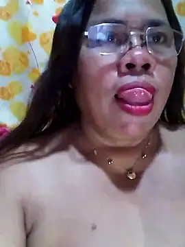 Huge mama69 online show from May 9, 2026, 8:41 am