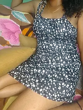 Tamilpallavi online show from October 1, 2025, 1:39 pm