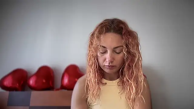 Snapshot of Reddgiirl chatting on March 23, 2026, 9:46 am Reddgiirl online show from March 23, 2026, 9:46 am