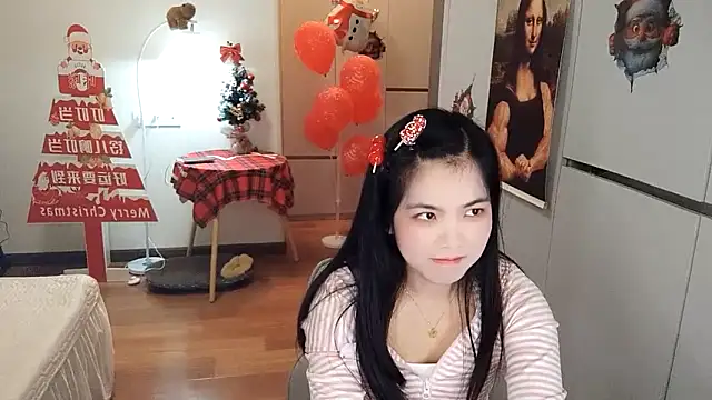 XiaoAnQi online show from December 15, 2025, 1:26 pm