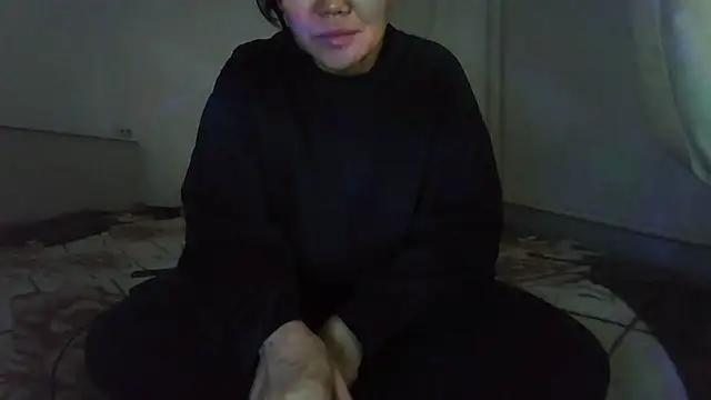 sakuradelreina online show from March 2, 2026, 3:52 am