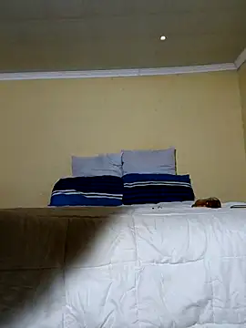 Snapshot of BellsStyles chatting on October 11, 2025, 7:12 pm BellsStyles online show from October 11, 2025, 7:12 pm