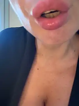 sailor titti online show from December 14, 2025, 1:16 pm