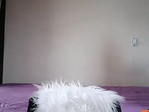 Snapshot of muscle_mommyy chatting on October 28, 2025, 12:41 pm muscle mommyy online show from October 28, 2025, 12:41 pm