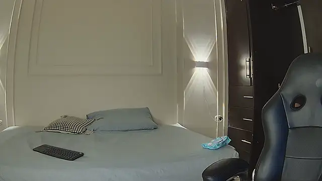 rachell owen online show from December 19, 2025, 4:30 am