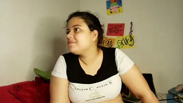 luisahot 9727 online show from December 1, 2025, 7:13 am