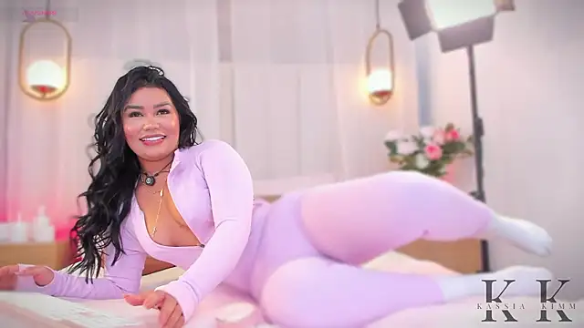 kassia kim online show from March 9, 2026, 7:23 am