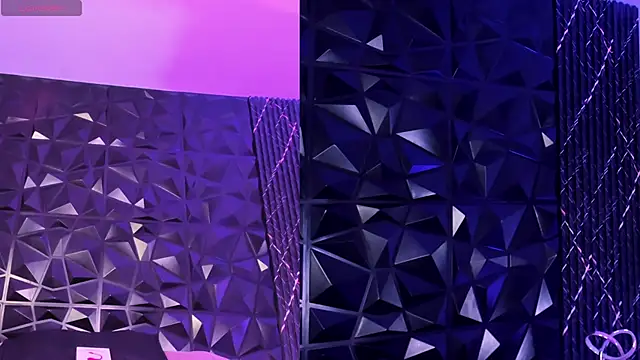 katierouge  online show from November 13, 2025, 6:34 am