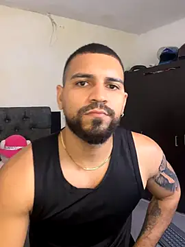 vincentjaxon online show from October 4, 2025, 11:41 am