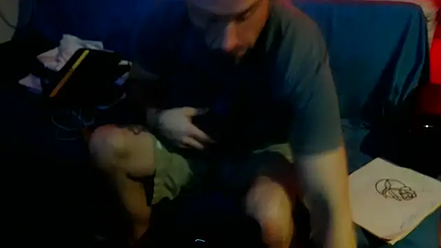 Luv2SuckBWC92 online show from October 13, 2025, 4:12 am