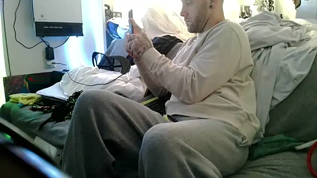 Luv2SuckBWC92 online show from December 1, 2025, 9:20 pm