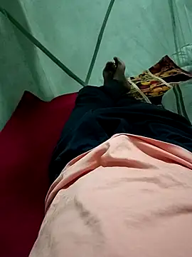 monubigcoock online show from October 9, 2025, 4:16 pm