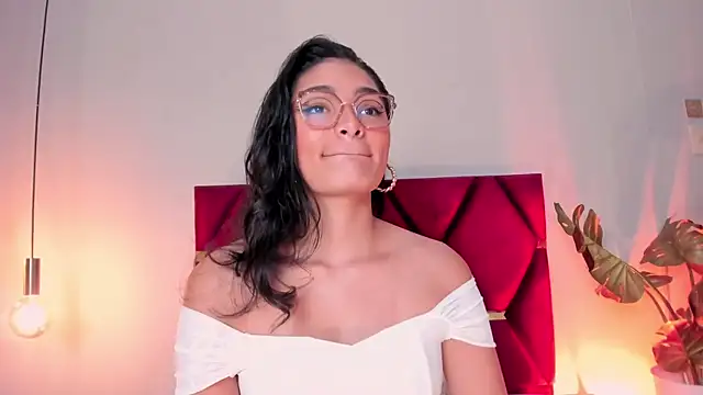 LunaAspen  online show from January 15, 2026, 6:11 pm