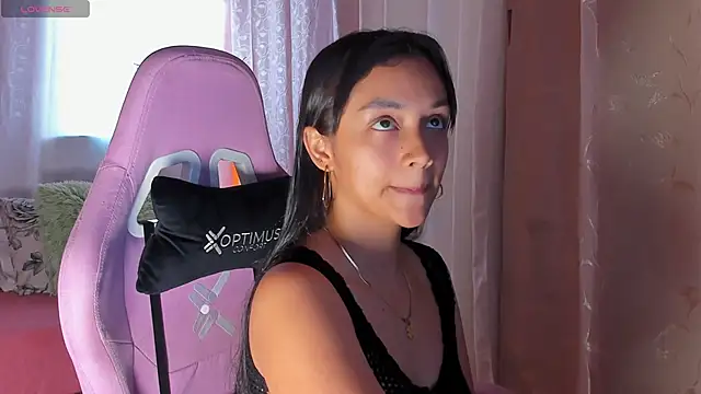 MelanyOconner online show from October 23, 2025, 2:38 pm