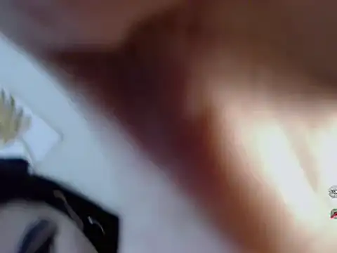 Snapshot of manilynforyou chatting on March 4, 2026, 7:42 pm manilynforyou online show from March 4, 2026, 7:42 pm