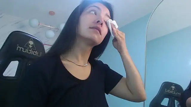 victoria hernandez t  online show from March 7, 2026, 1:08 pm