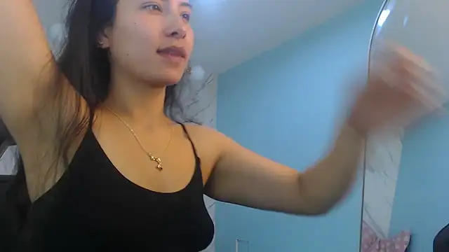 victoria hernandez t  online show from April 13, 2026, 1:05 pm