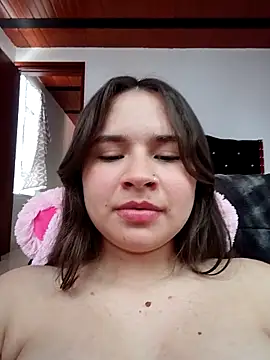 Snapshot of Isa_Acosta chatting on April 18, 2026, 7:58 pm Isa Acosta online show from April 18, 2026, 7:58 pm