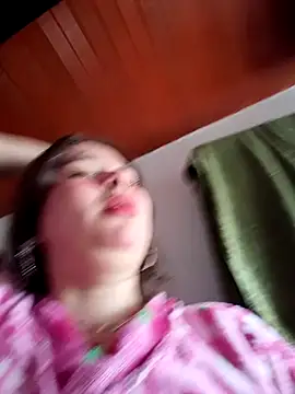 Snapshot of Isa_Acosta chatting on May 1, 2026, 12:32 pm Isa Acosta online show from May 1, 2026, 12:32 pm