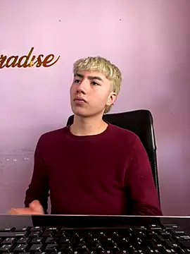 AlexanderCollman online show from November 29, 2025, 7:28 pm