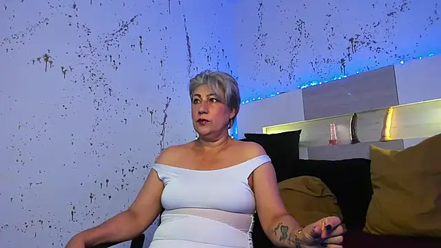 Snapshot of JaddeWalker chatting on November 14, 2025, 11:20 am JaddeWalker online show from November 14, 2025, 11:20 am