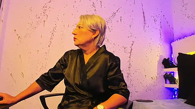 Snapshot of JaddeWalker chatting on December 5, 2025, 11:30 am JaddeWalker online show from December 5, 2025, 11:30 am