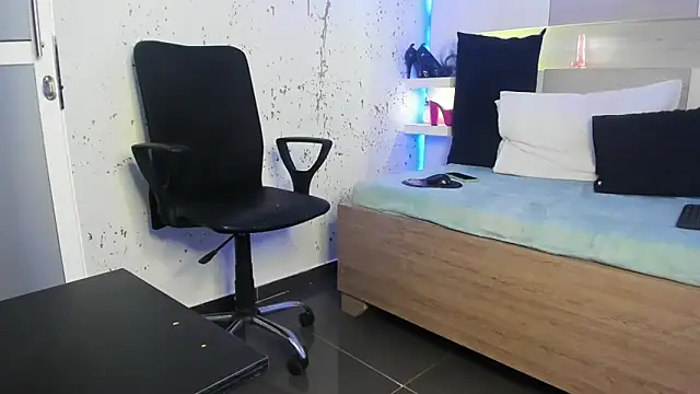 Snapshot of JaddeWalker chatting on March 2, 2026, 11:17 am JaddeWalker online show from March 2, 2026, 11:17 am