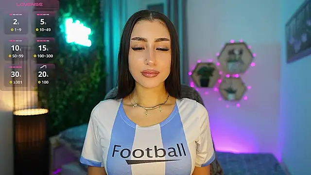 Bree  Morgan online show from November 27, 2025, 7:05 pm