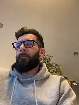 Michel huge online show from March 31, 2026, 6:19 pm